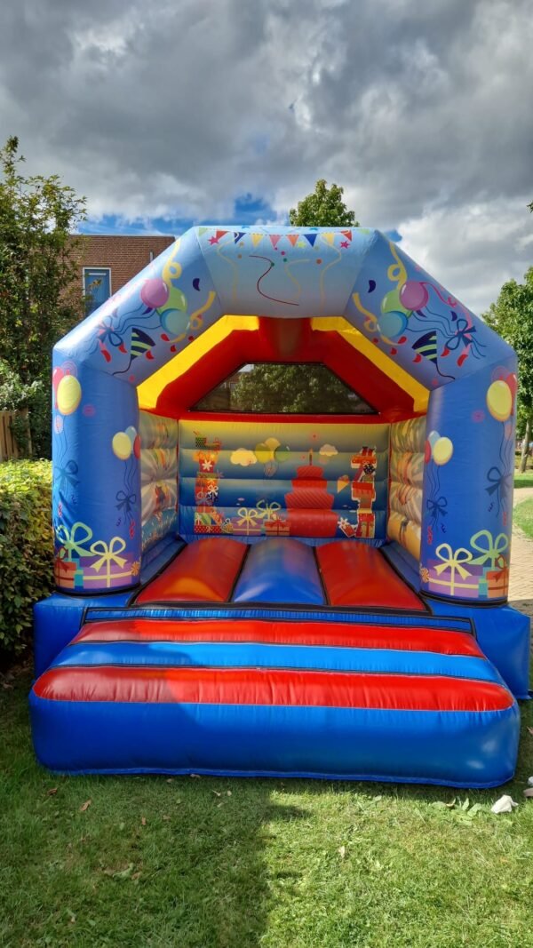 Springkussen: Feest (3.7m x 3.0m x 2.8m) - Afbeelding 2